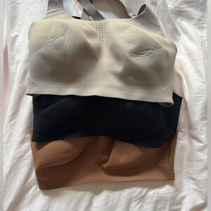 Sports Bra bundle (3)
 VSX Featherweight Max™